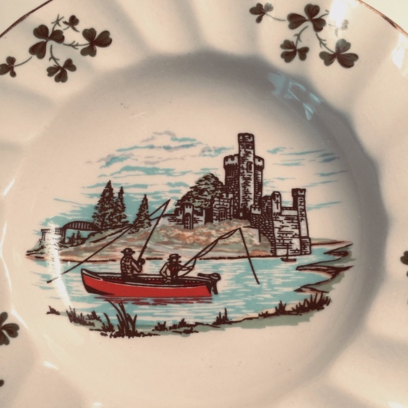 Carrigaline Irish Pottery Co.White Trinket Dish - Picture 3 of 3